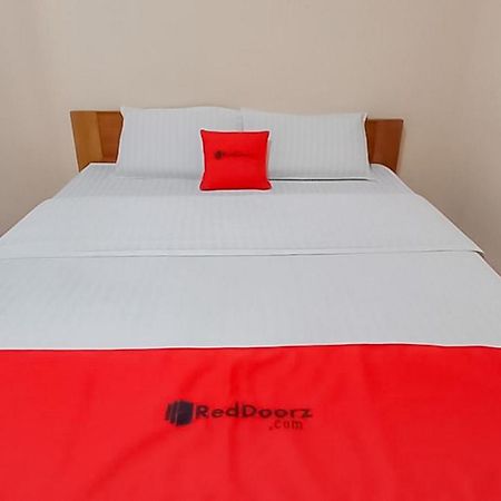 Reddoorz Syariah Near Tugu Lampu Gentur Cianjur Hotel ภายนอก รูปภาพ