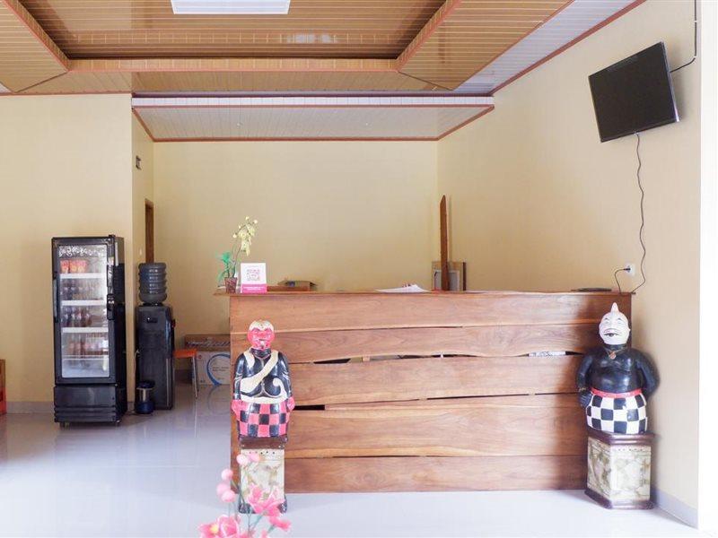Reddoorz Syariah Near Tugu Lampu Gentur Cianjur Hotel ภายนอก รูปภาพ