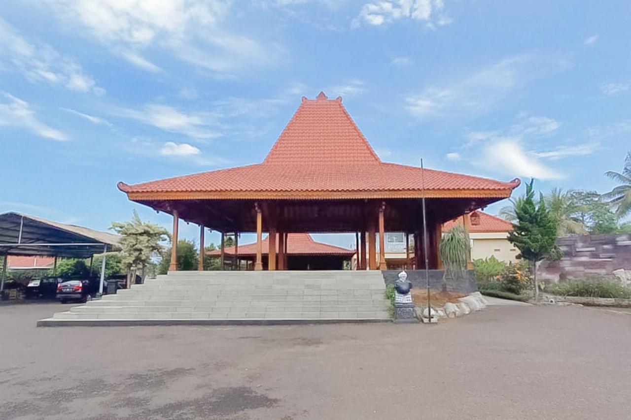 Reddoorz Syariah Near Tugu Lampu Gentur Cianjur Hotel ภายนอก รูปภาพ