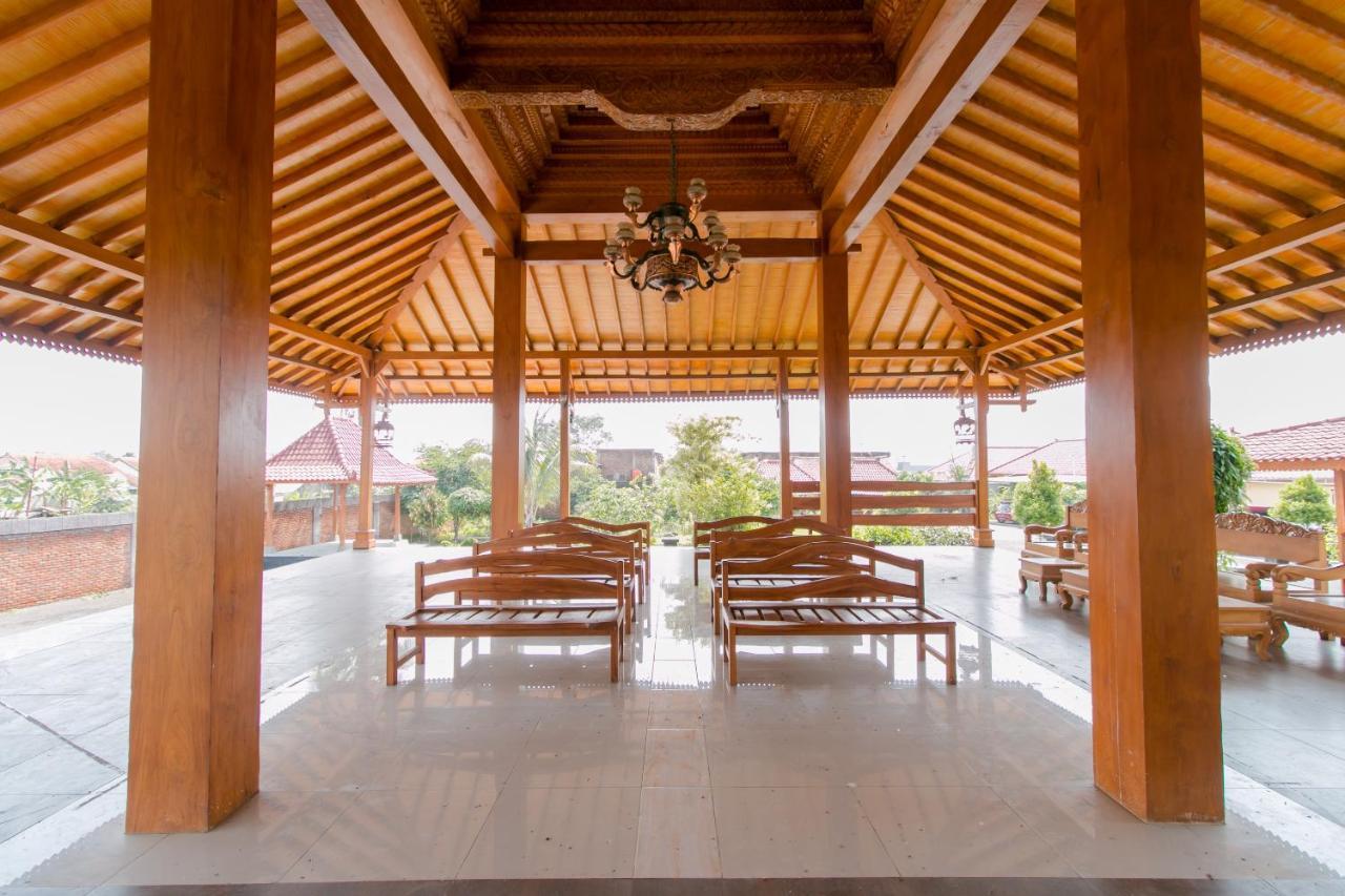 Reddoorz Syariah Near Tugu Lampu Gentur Cianjur Hotel ภายนอก รูปภาพ